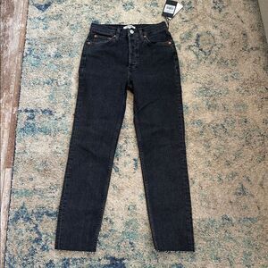 NWT RE/DONE Washed Black 90’s High Rise Ankle Crop Jeans**Size 27 $265